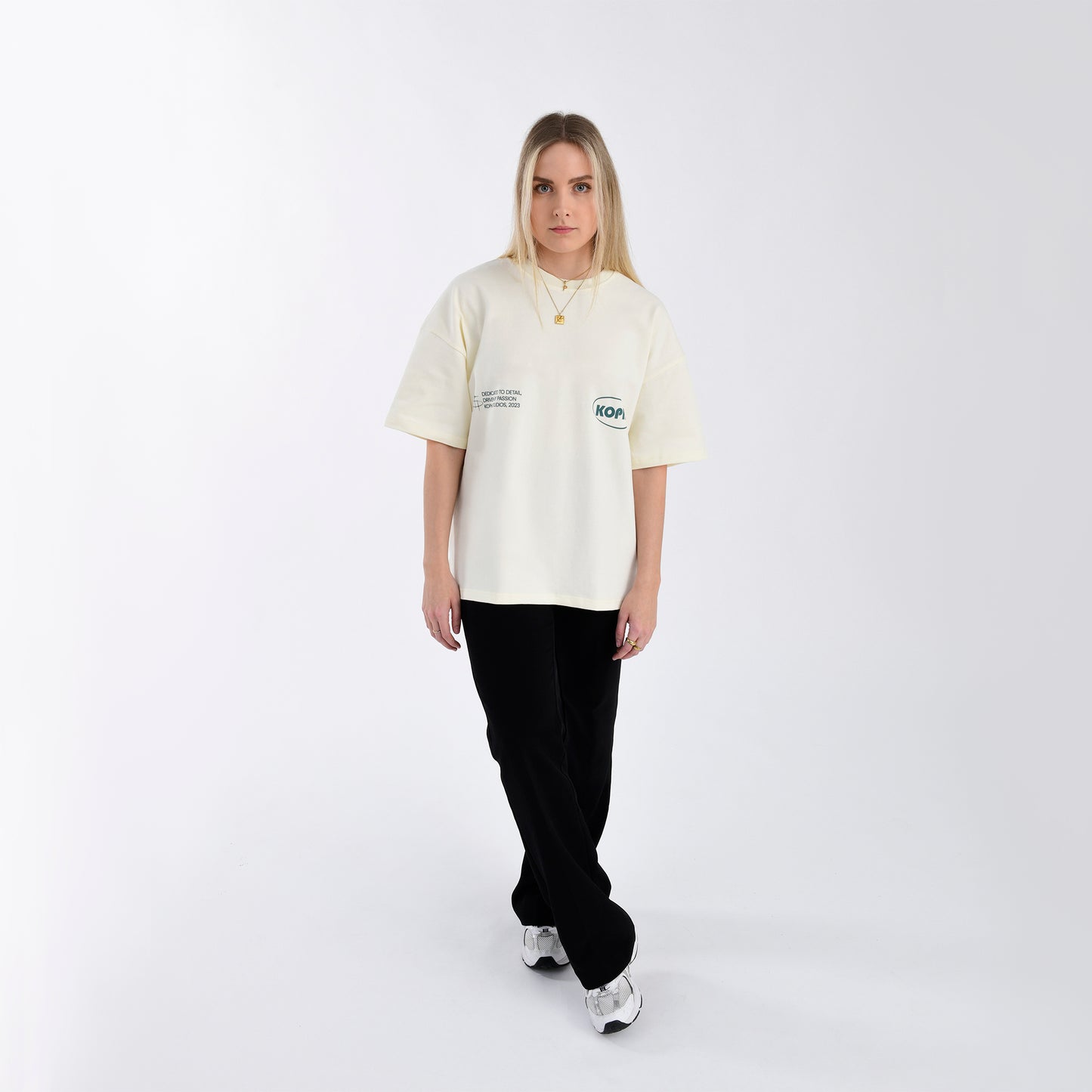 STARS TEE