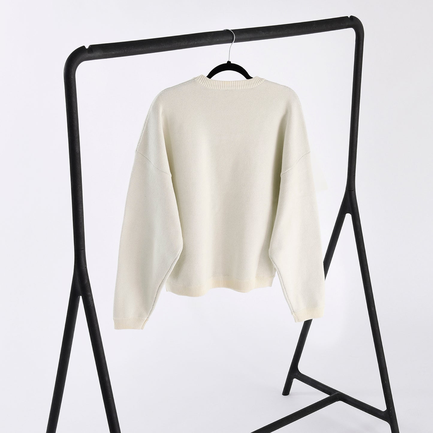 KNIT SWEATER