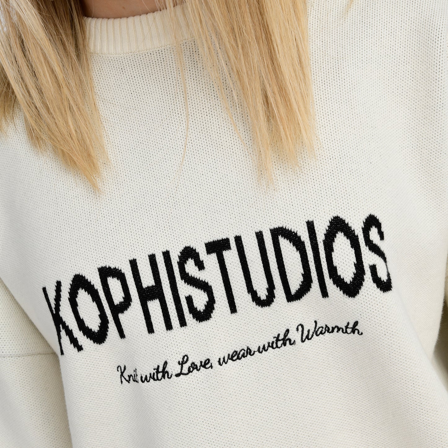 KNIT SWEATER